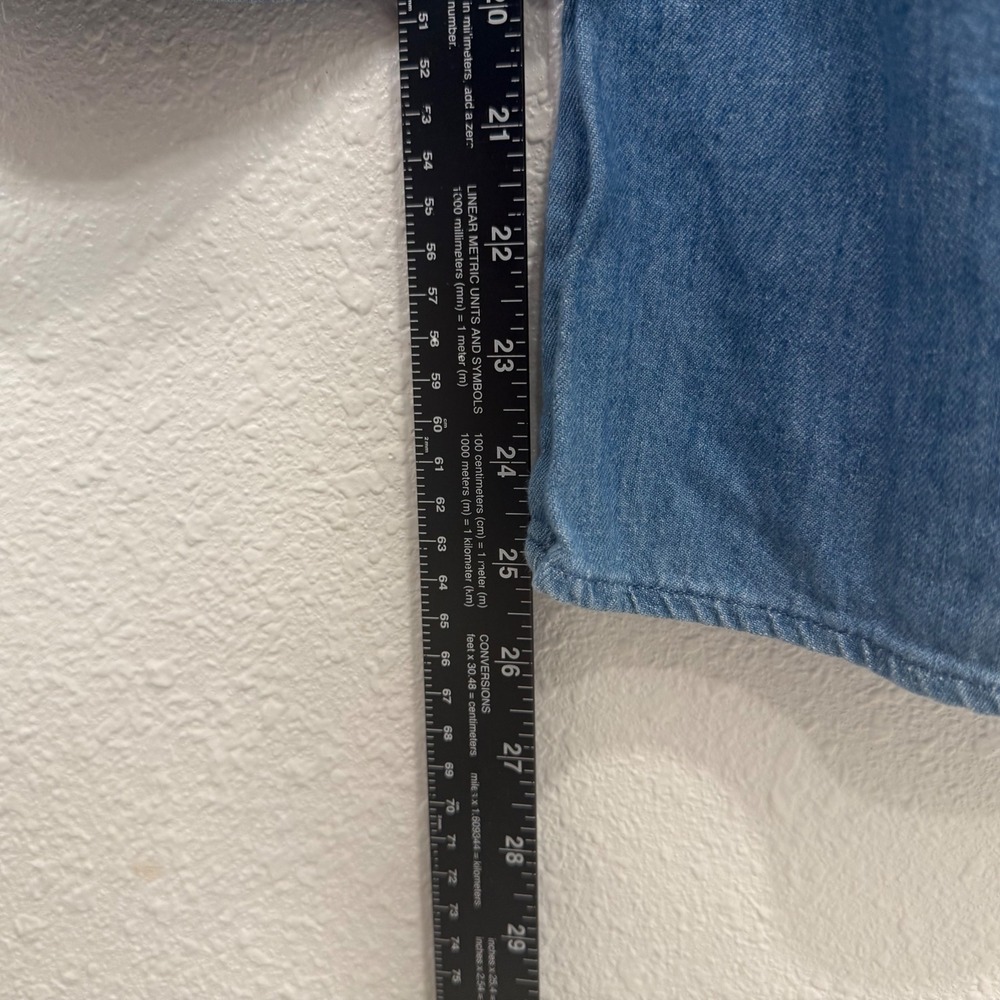 Old Navy Women Chambray Smocked Waist Wide Leg Jumpsuit Blue Medium Short Sleeve - Picture 4 of 7